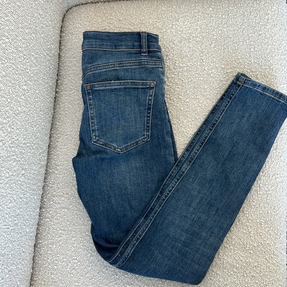 Reformation Harper Midrise Skinny Jean - Picture 6 of 9